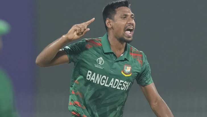 মোস্তাফিজের রেকর্ড টি-টোয়েন্টিতে