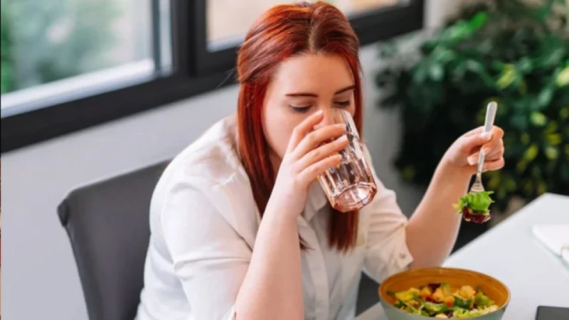 WATER EAT DAKDIYEJAI