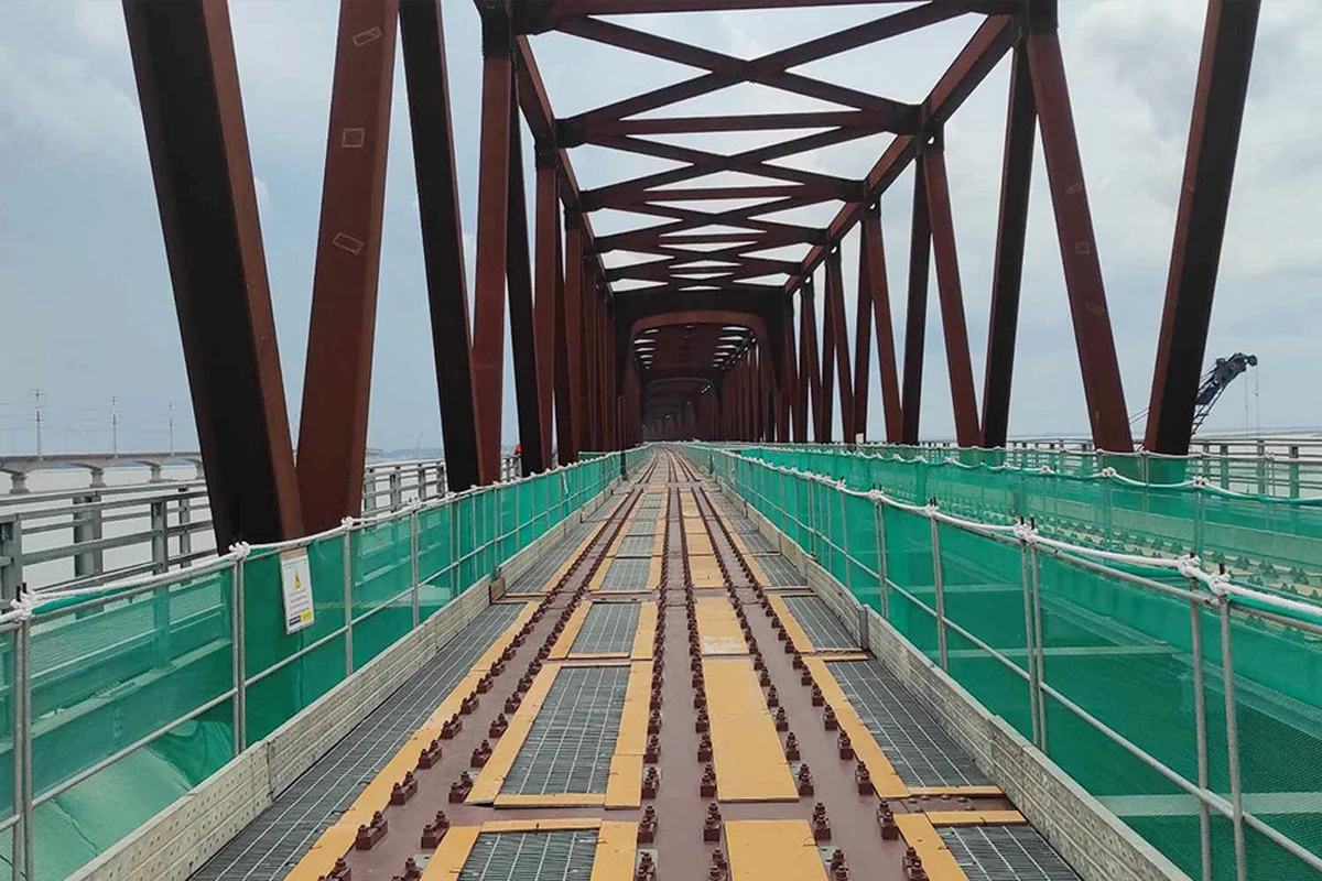 rail
