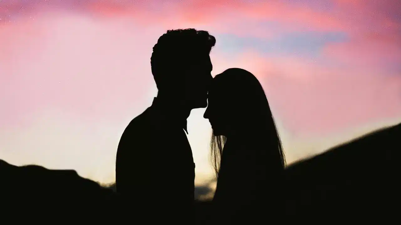 kiss day