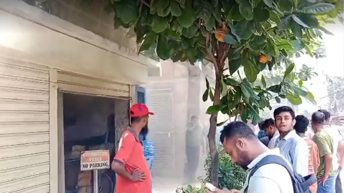 মিরপুরে কসমো স্কুলের জেনারেটর রুমে আগুন cosmo school