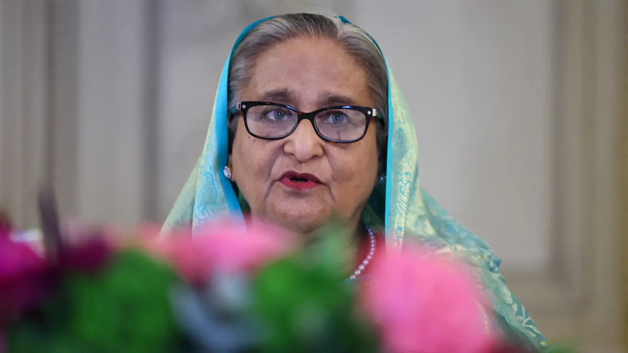 চট্টগ্রামে শেখ হাসিনাসহ ১৮২ জনের নামে মামলা sheikh hasina