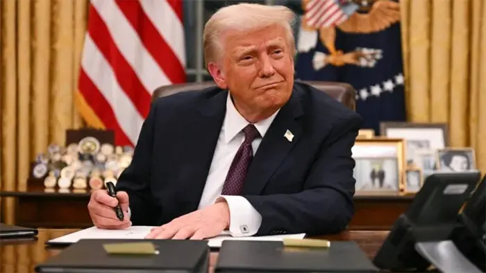 চীনা পণ্যে ১০০ শতাংশ শুল্ক আরোপের ঘোষণা ট্রাম্পের traump-tariff