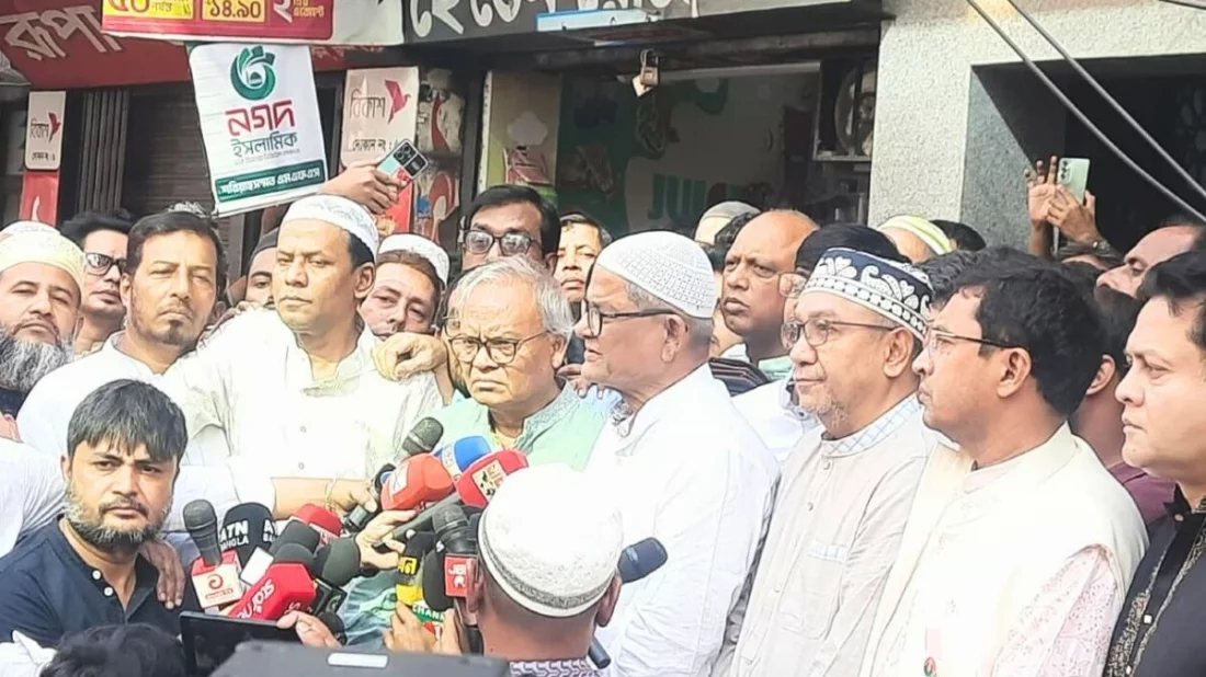 খালেদা জিয়ার শারীরিক অবস্থা ‘অত্যন্ত সংকটময়’: মির্জা ফখরুল fakrul khaleda