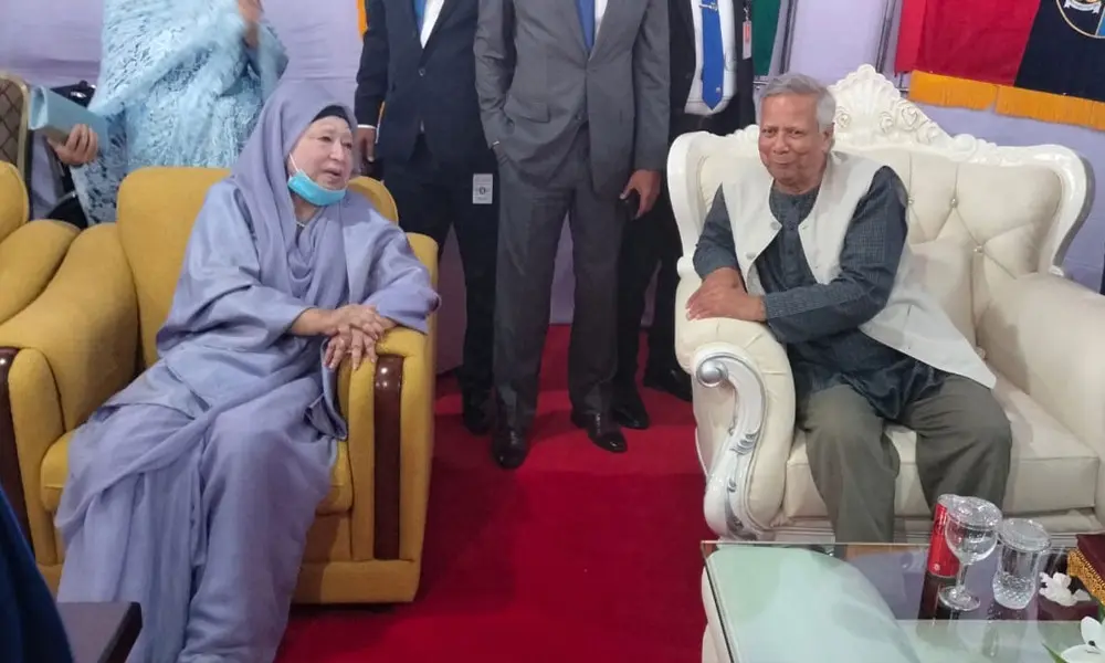 খালেদা জিয়ার জন্য দেশবাসীর কাছে দোয়া চাইলেন প্রধান উপদেষ্টা younus khaleda