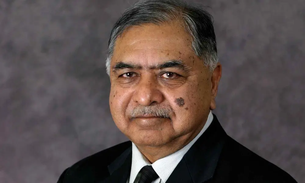 গুরুতর অসুস্থ হয়ে হাসপাতালে ড. কামাল হোসেন kamal hossen