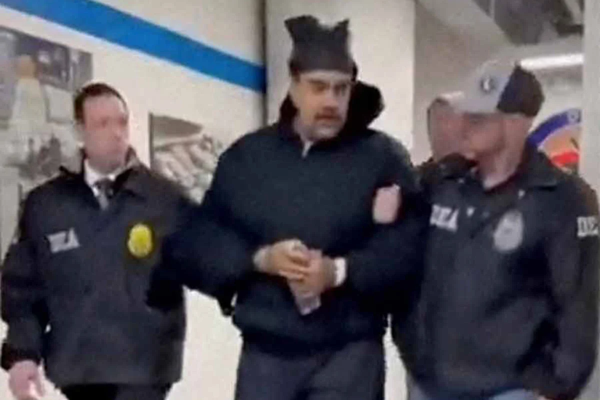 মাদুরোকে পাঁচ মাস নিবিড় নজরদারিতে রাখেন মার্কিন গোয়েন্দারা maduro-us goyenda